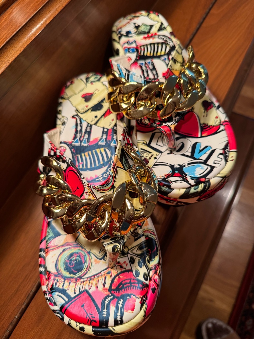 Gold-Chain Graphic Print Slide Sandals - Multicolor